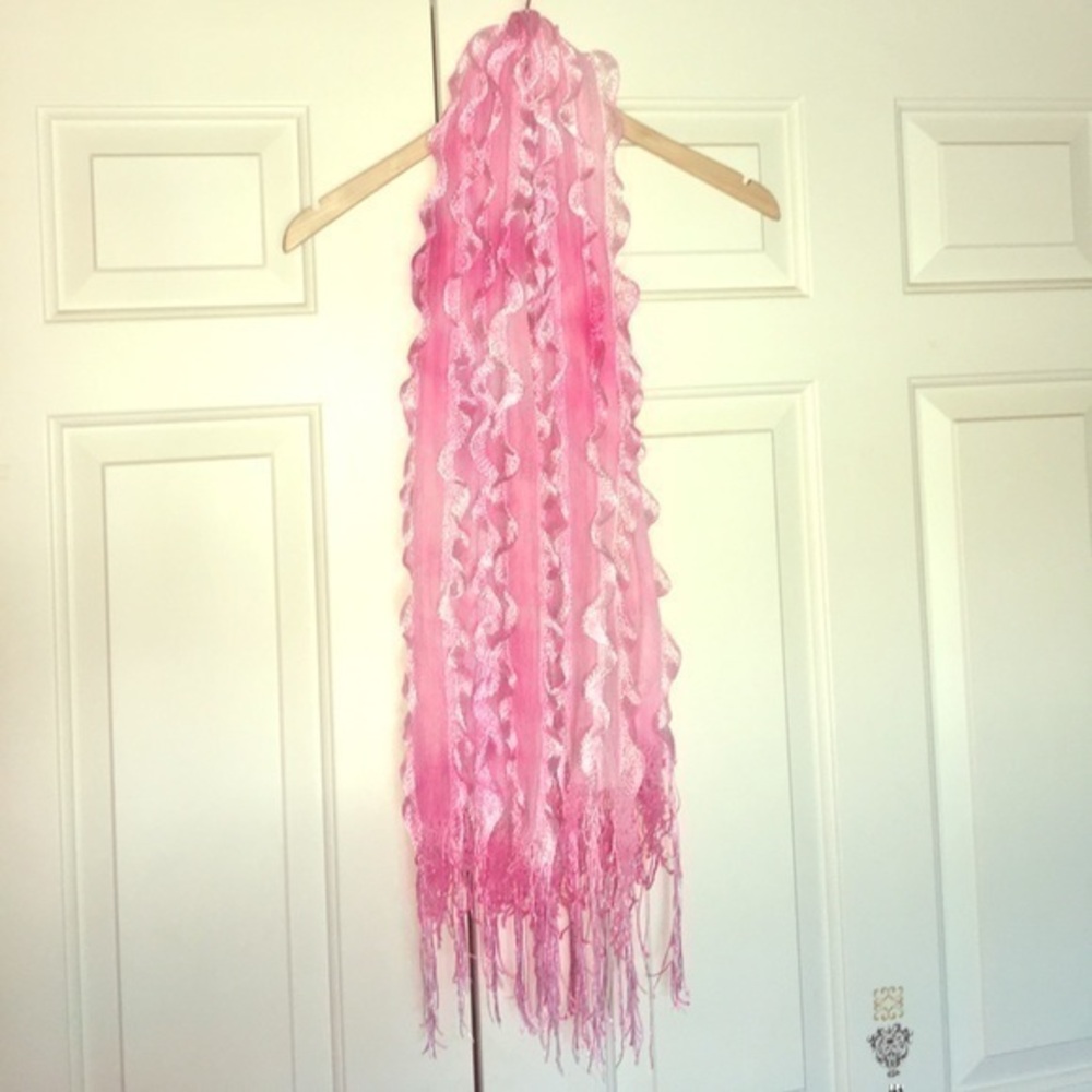 Pink scarf ❤️